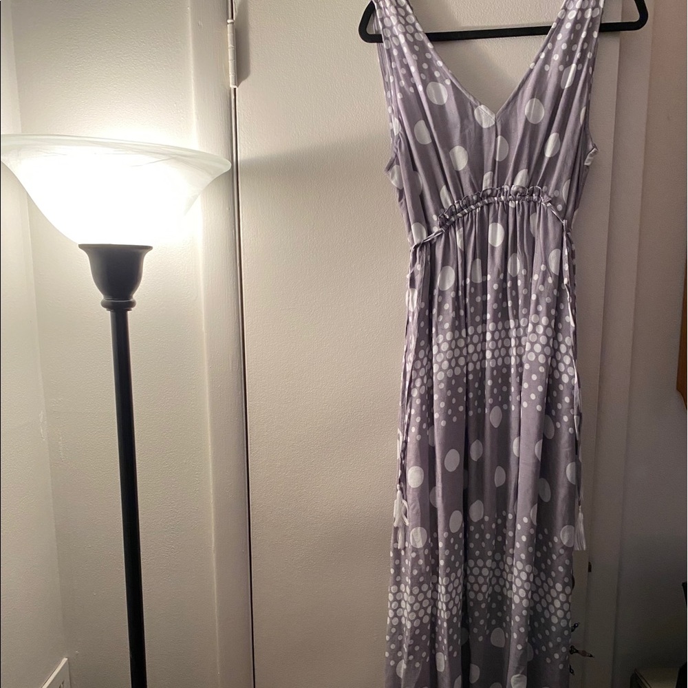 Loft beach line grey /white maxi dress